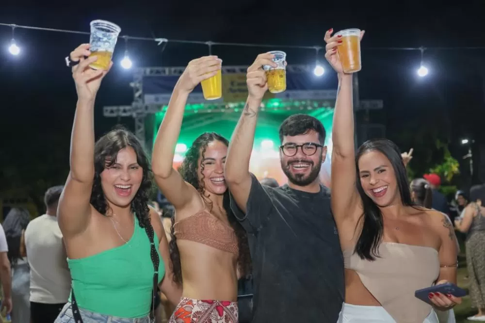 Festival da Cerveja Artesanal de Olinda anima a Praça do Carmo