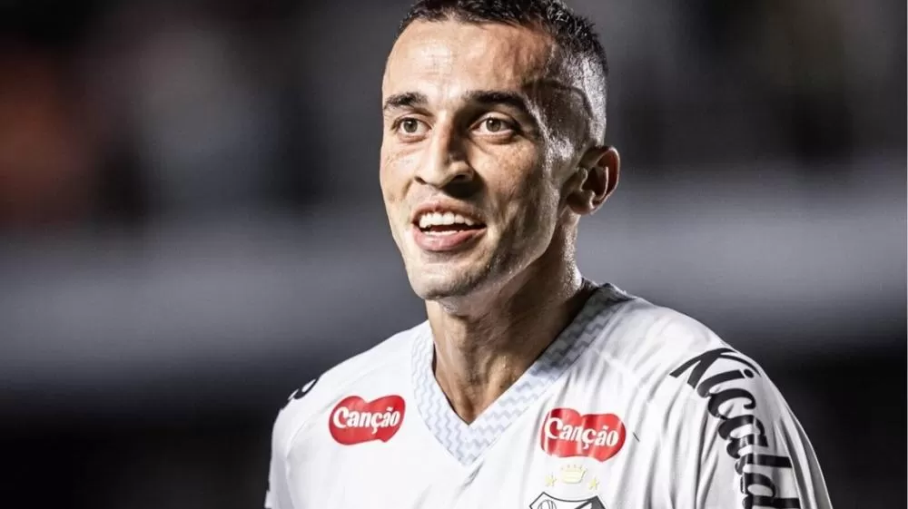 Com mudanças no ataque e defesa, Santos está escalado para encarar o Bahia