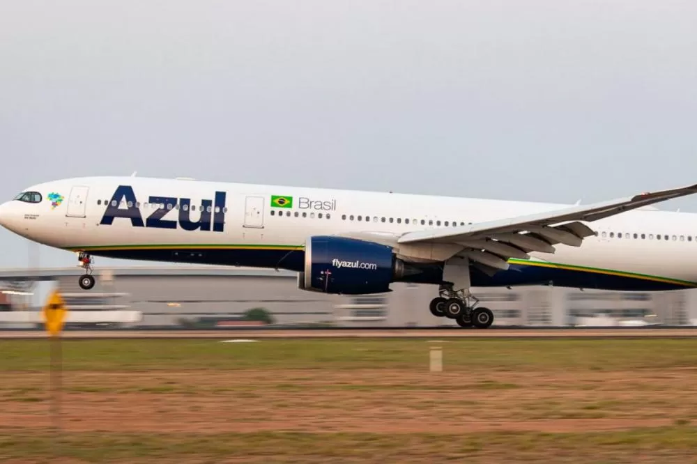 Manobra em voo da Azul gera pânico em passageiros no Recife