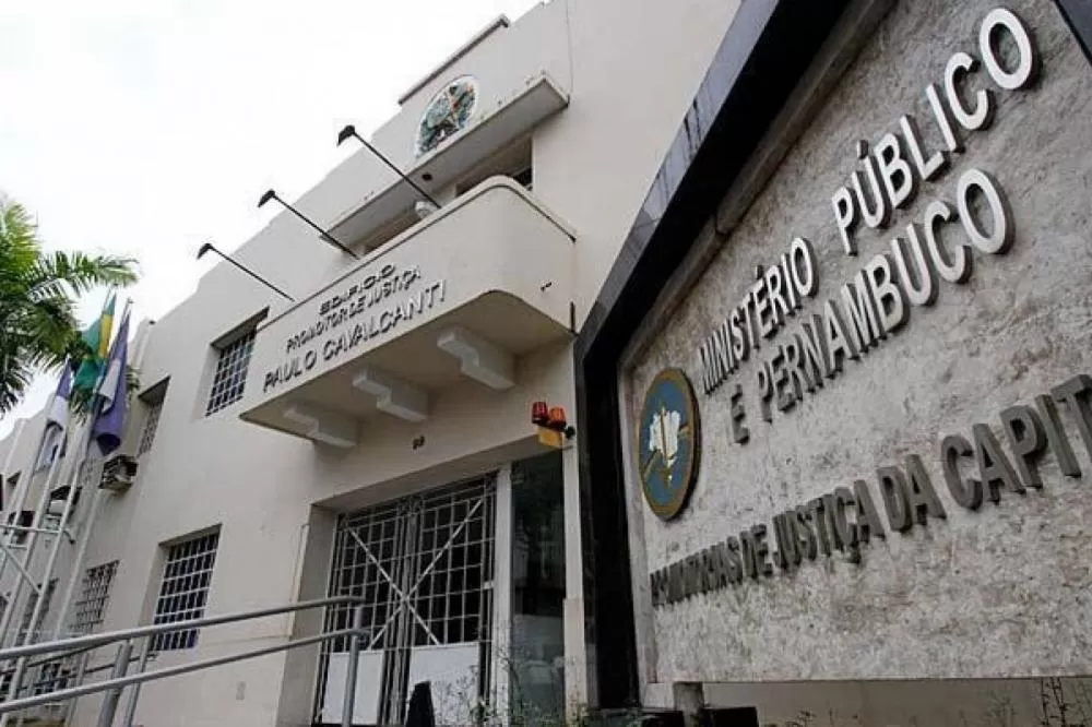 Homem é condenado a mais de 8 anos de prisão por tentativa de feminicídio em Cabrobó