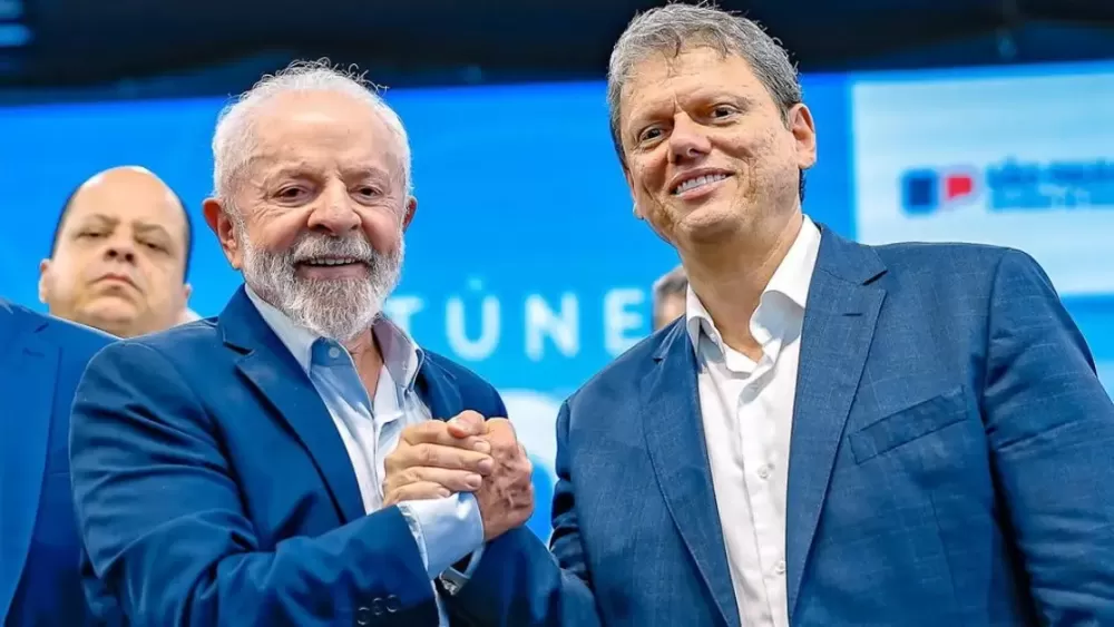 Lula perde vantagem e Tarcísio lidera cenário de 2º turno para 2026, diz AtlasIntel