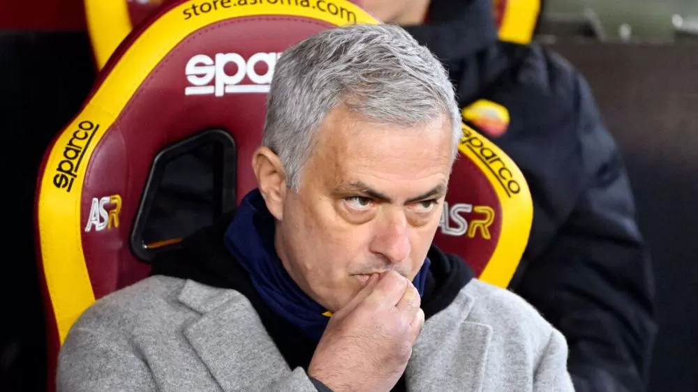 Fenerbahçe demite Mourinho após eliminação da Liga dos Campeões