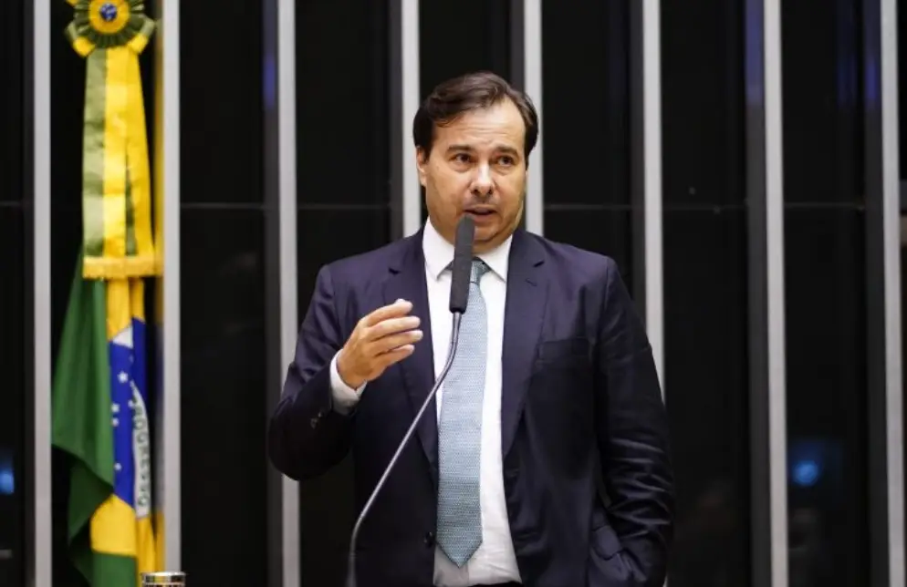 Agora à frente da FIN, Rodrigo Maia mantém articulação para acalmar STF e Congresso