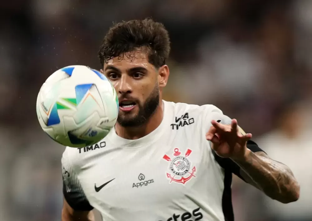 Corinthians recusa oferta de R$ 190 mi da Roma por Yuri Aberto; prefere manter elenco