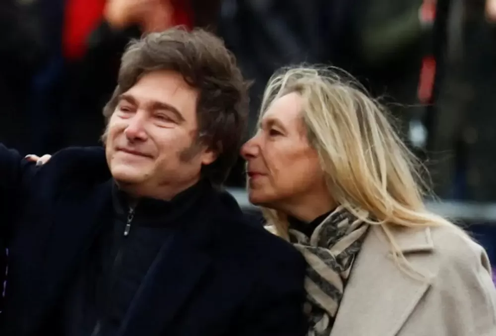 Escândalo de corrupção desgasta imagem de Milei antes de eleições na Argentina