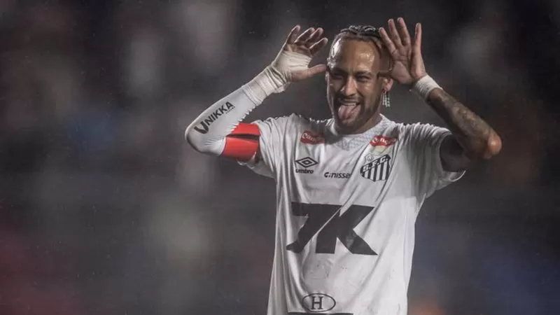 Neymar demonstra amor pelo Santos de maneira inusitada e web reage: “Mas ele é Palmeirense”