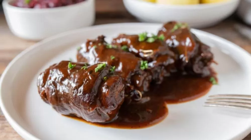 3 receitas práticas de bife à rolê para o jantar