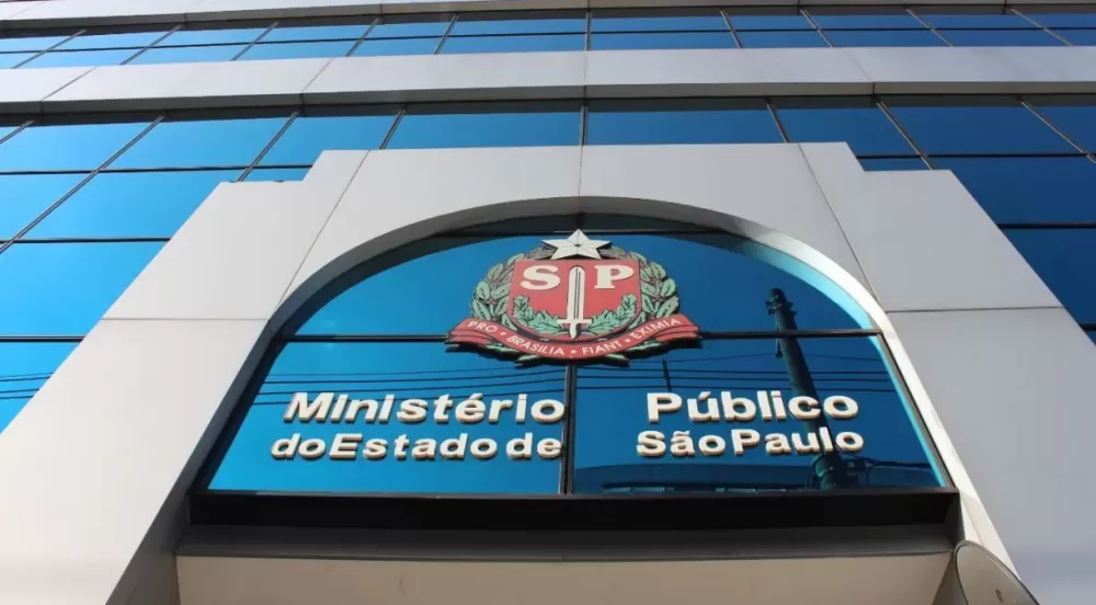 Policiais civis são presos por tráfico e lavagem de dinheiro em SP.