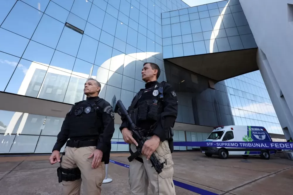 Conheça bastidores do 1º dia do julgamento de Bolsonaro no STF, direto de Brasília