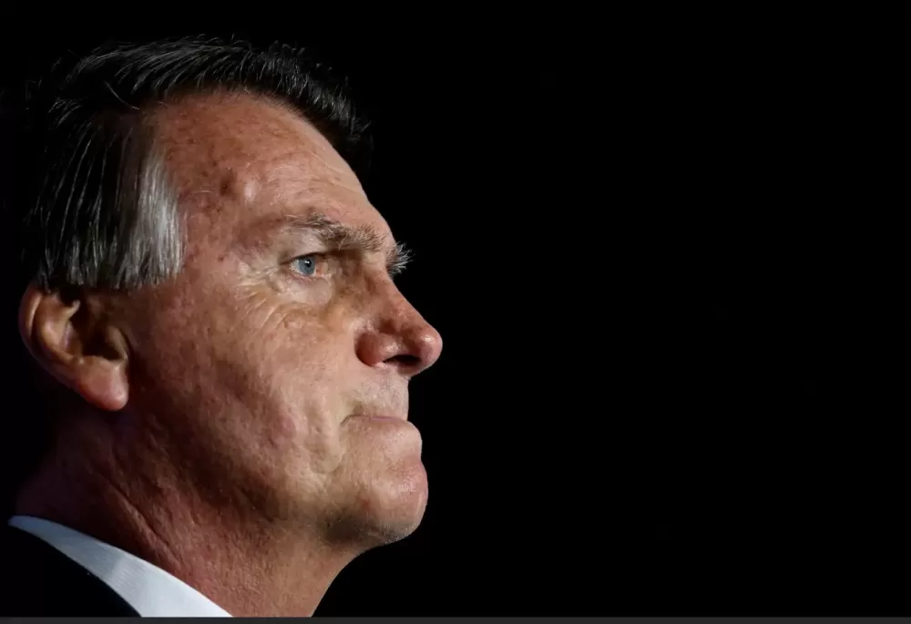 Crimes atribuídos a Bolsonaro foram criados por lei sancionada durante seu governo