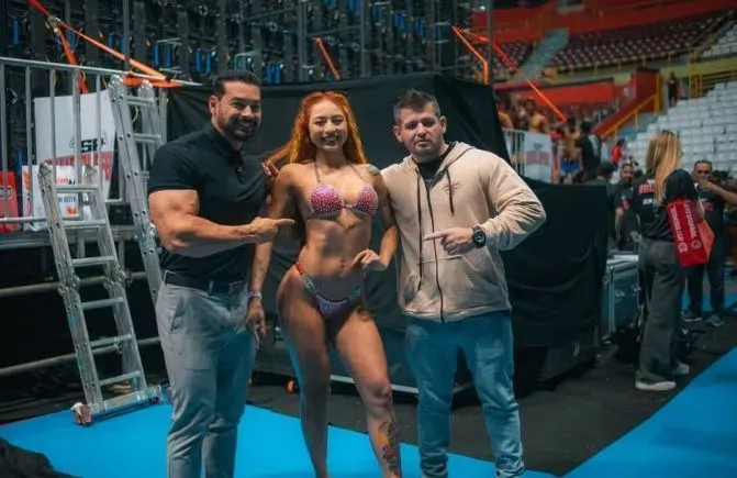 Conheça Ruivinha de Marte, influenciadora que agora é fisiculturista; vídeo