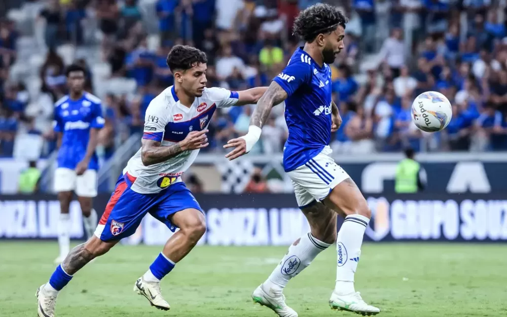 Após empate do Cruzeiro, Gabigol ignora torcedores e deixa Mineirão em silêncio.