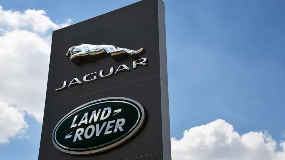 Hackers adolescentes paralisam produção da Jaguar Land Rover