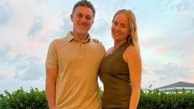 No aniversário de Luciano Huck, Angélica faz declaração especial; veja