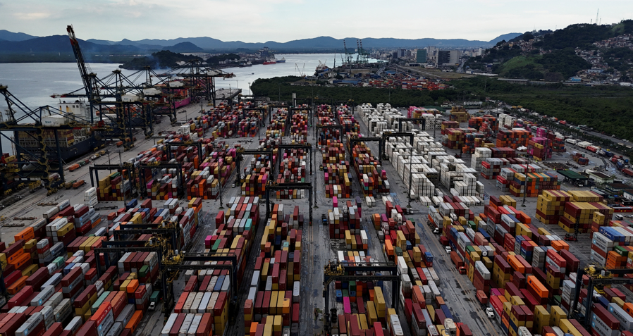 Investimento chinês dobra no Brasil, que agora é o terceiro principal destino