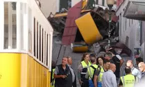 Número de mortos em acidente com bondinho em Lisboa sobe para 17 enquanto 21 ficam feridos