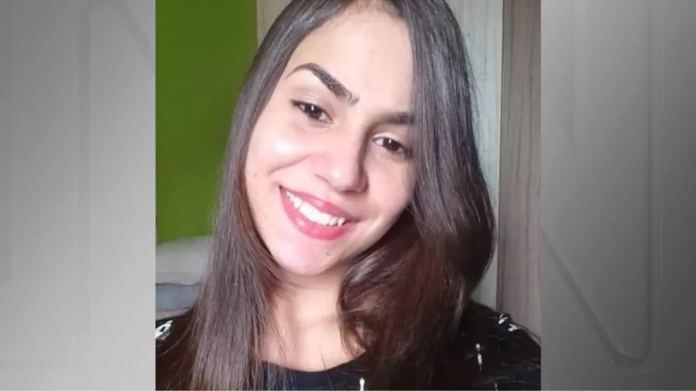 Imagens mostram jovem correndo antes de ser encontrada morta caída na rua