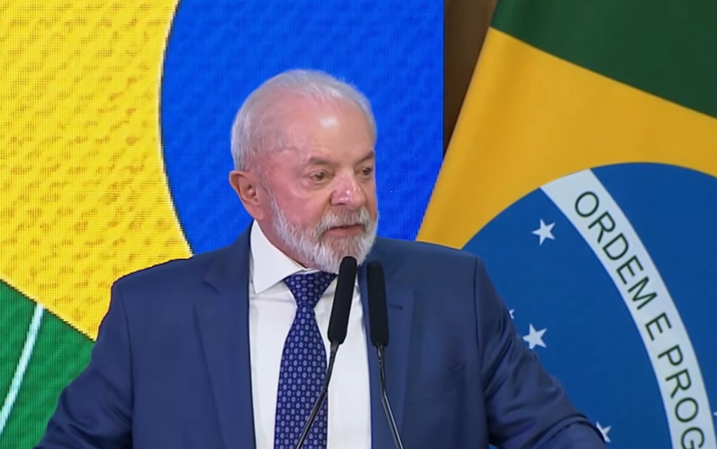 Lula assina MP que garante renegociação de dívidas rurais, com crédito de R$ 12 bi