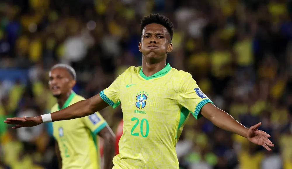 Estêvão é o mais jovem a marcar pela seleção em jogos oficiais desde Pelé; veja lista