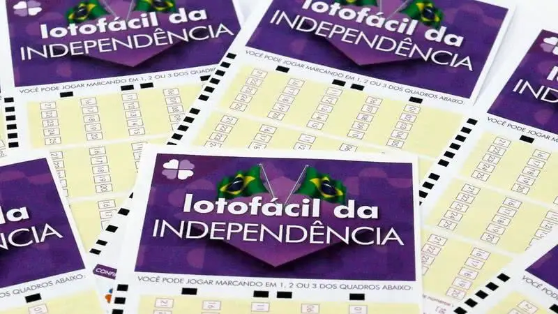 Lotofácil da Independência sorteia R$ 220 milhões hoje; veja como apostar de casa