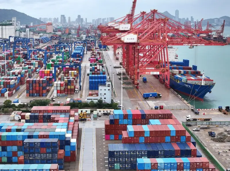 Exportações da China em agosto crescem no ritmo mais lento em seis meses