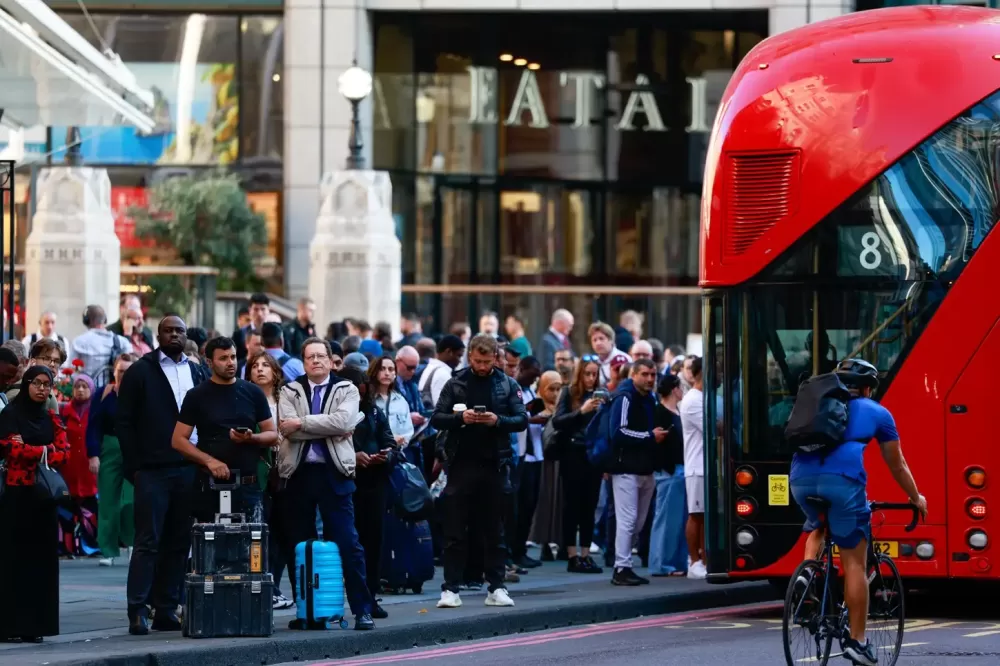 Londres enfrenta caos no transporte com greve no metrô