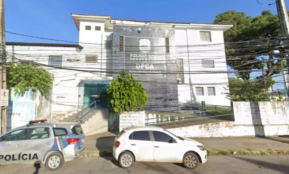 Polícia prende suspeita de cortar rosto de criança com lâmina no Recife