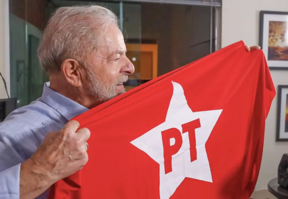 Deputados petistas pedem que Lula declare Trump persona non grata