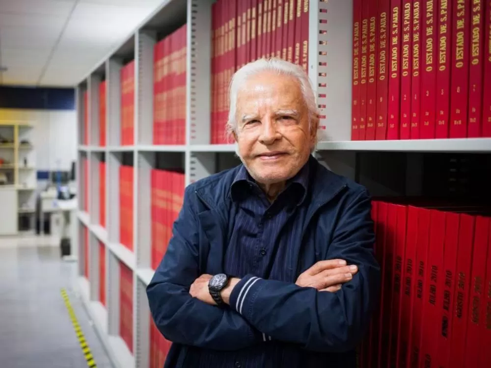 Nova perícia aponta falsificação em documentos de Cid Moreira e levanta suspeita de fraude trabalhista