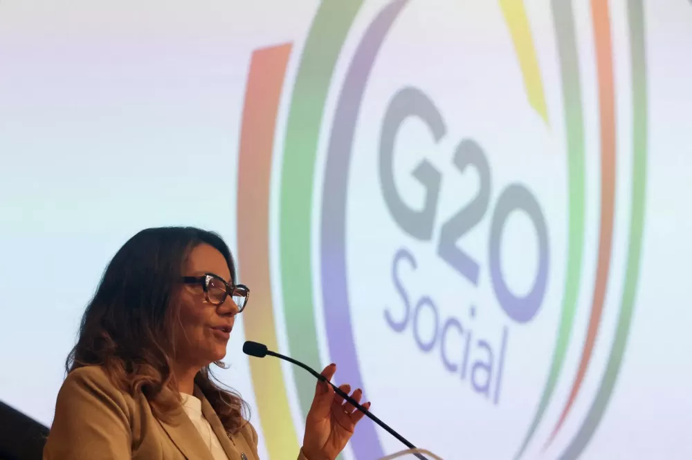 Janja já cogitou deixar Brasília e ‘voltar para casa’, diz primeira-dama a jornal