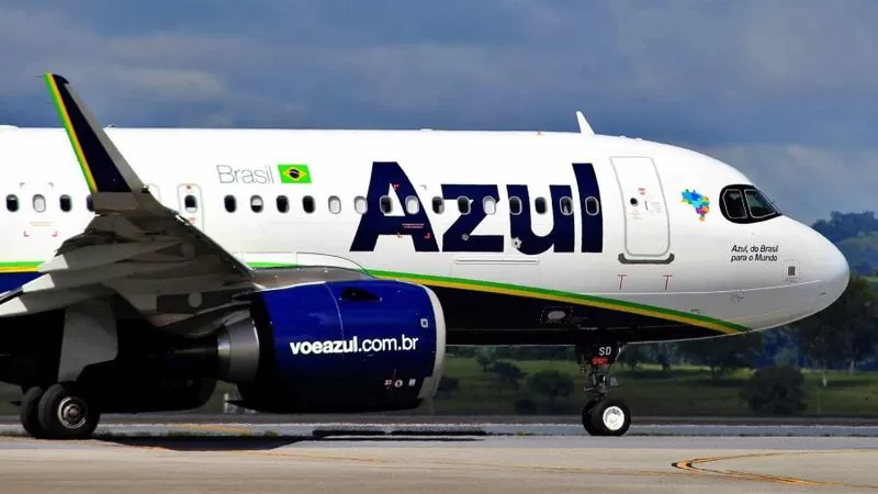 Passageiros são retirados às pressas de avião da Azul e correria toma conta de aeroporto; saiba detalhes