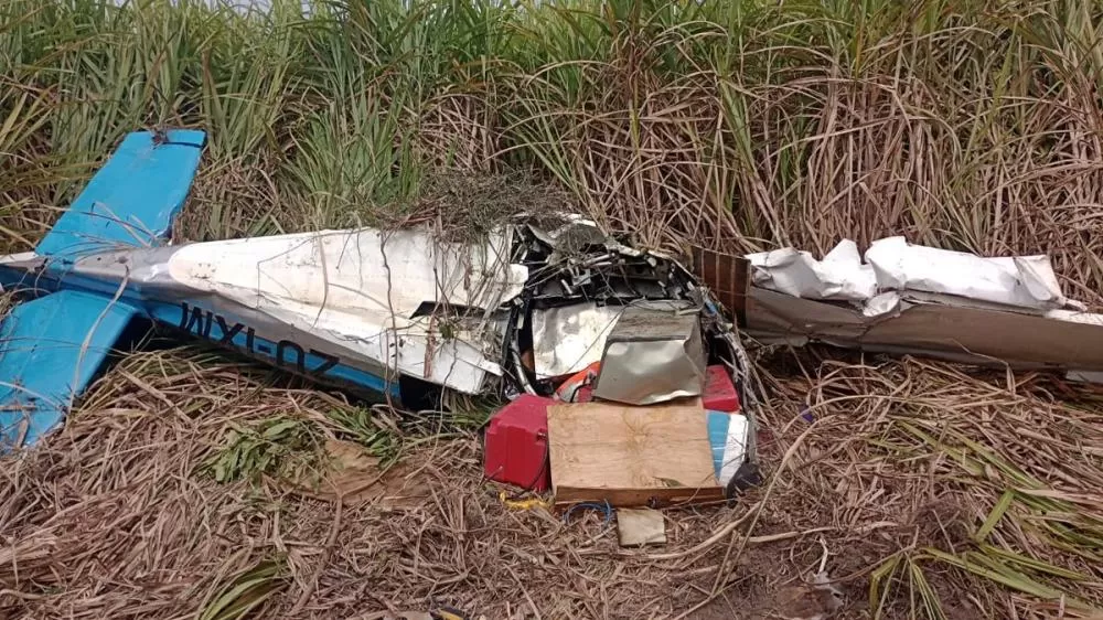 Avião com 200 kg de cocaína com rótulos falsos da SpaceX cai em Alagoas