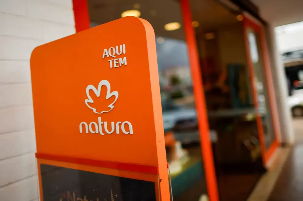 Natura acerta venda de outro ativo e ação sobe: grande passo para limpar portfólio?