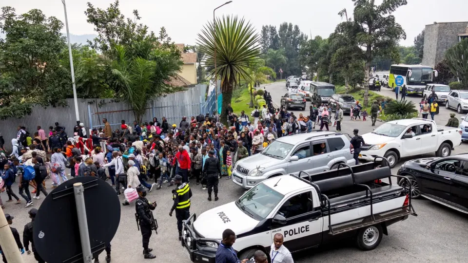 Diversas embaixadas, dentre elas a do Brasil, são atacadas no Congo
