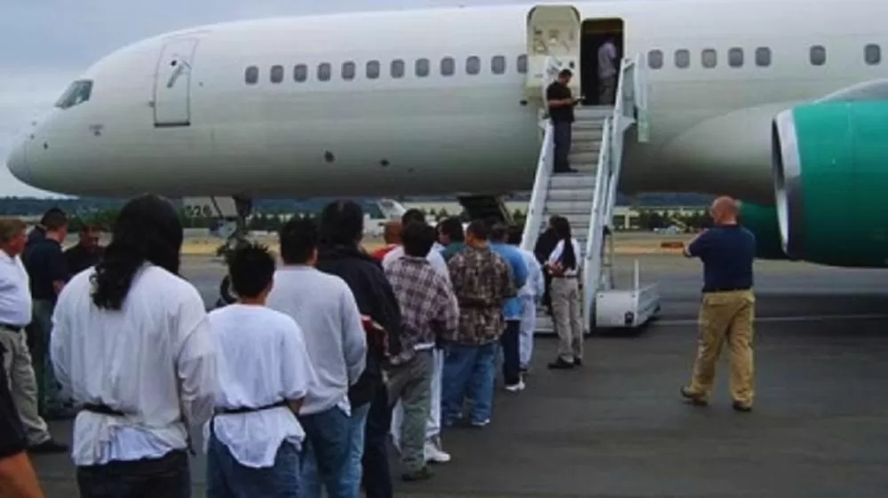 Brasil vai trabalhar com embaixada dos EUA em voos de deportados.