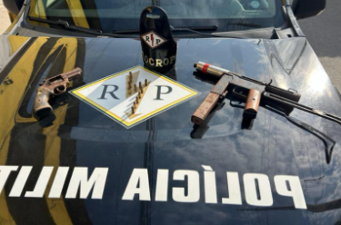 RECIFE: Homem é preso com revólver e submetralhadora enterrada no Pina