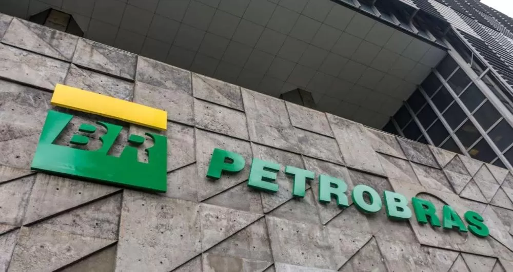 Petrobras (PETR4) eleva em 8% preço médio do querosene de aviação a distribuidoras.