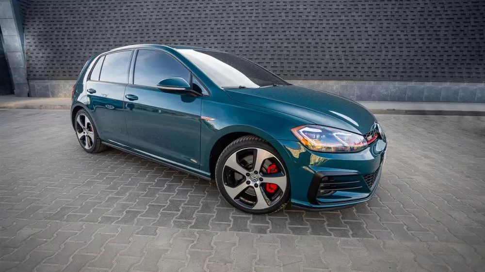 O carro que rodava no Brasil nos anos 80 e hoje vale uma fortuna