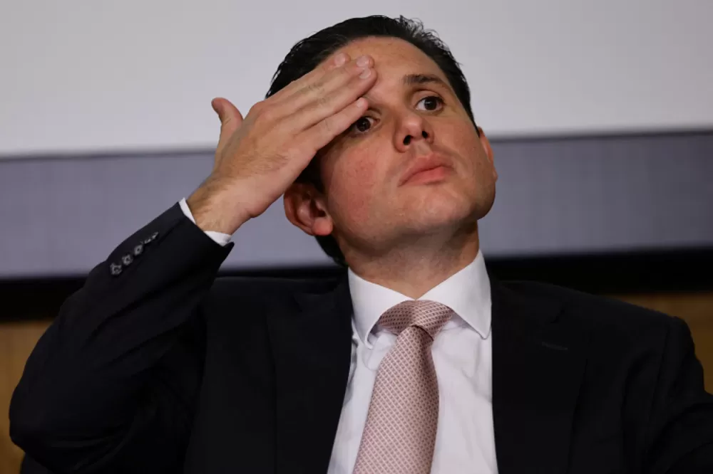 Motta rejeita indicação de Eduardo Bolsonaro para líder da minoria na Câmara