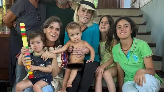 Neto de Ana Maria Braga é internado após engolir apito; saiba detalhes