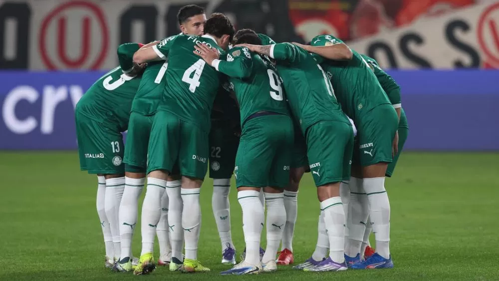 Palmeiras soma cerca de R$ 320 milhões com premiações em 2025 após vaga na semi da Libertadores