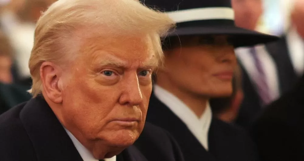 ‘Tarifaço’ de Trump derruba mercados; o que esperar do Ibovespa nesta segunda (3).