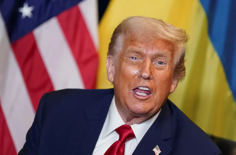 Guerra comercial de Trump avança: afinal, quem paga a conta das tarifas