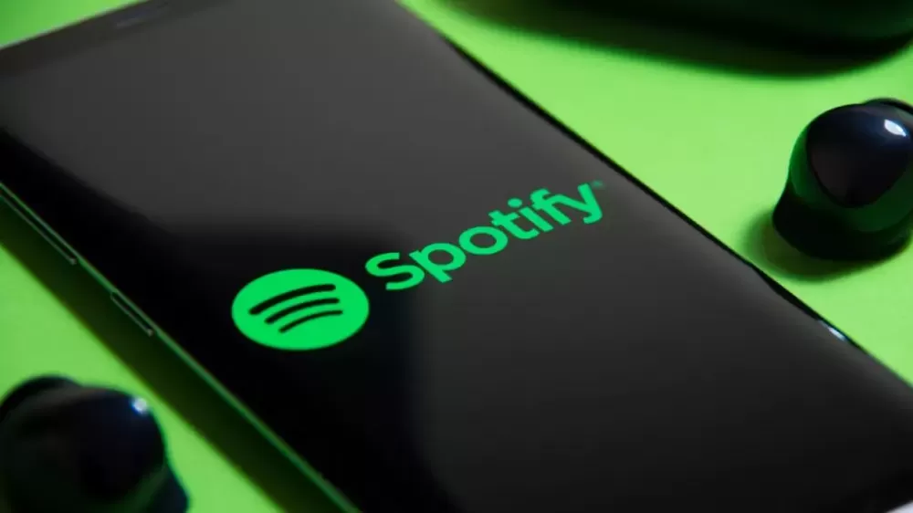 Spotify endurece regras para derrubar e rotular músicas feitas por IA