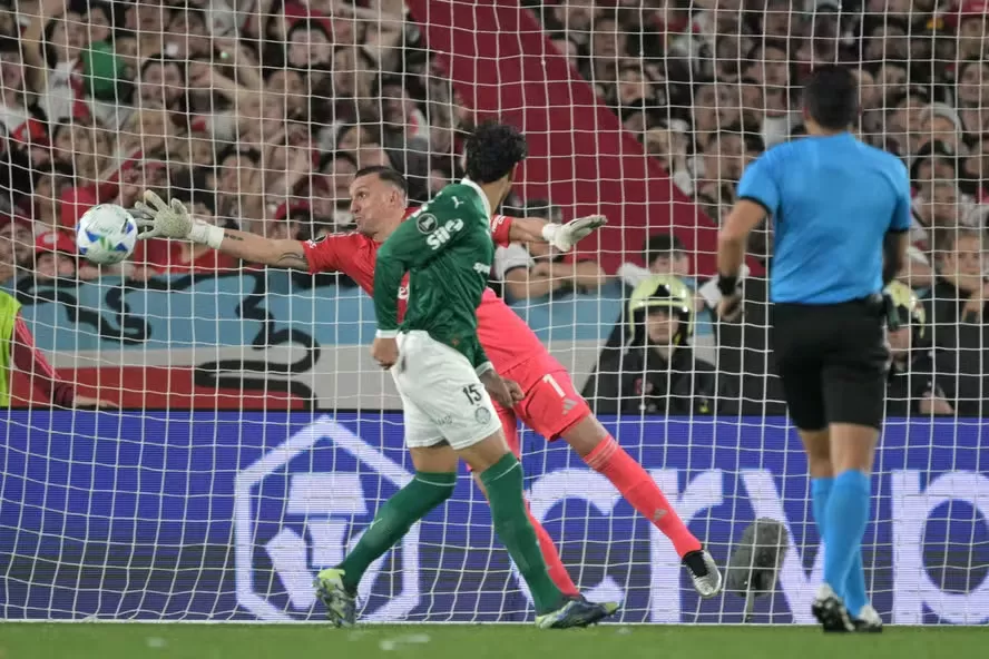 Avanços nos torneios continentais podem gerar até nove vagas na Libertadores através do Brasileirão