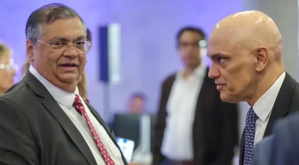 Moraes pede a Dino para marcar data de julgamento do ‘núcleo 3’ da tentativa de golpe