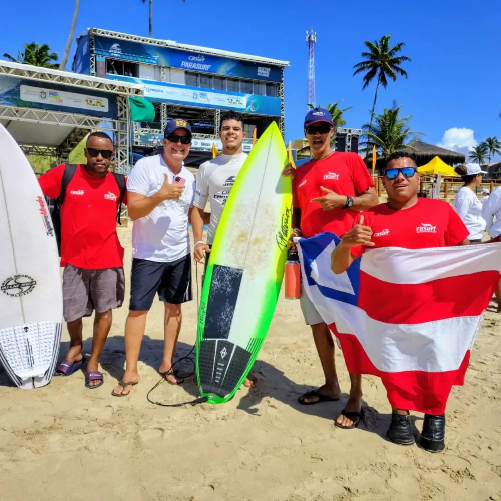 Atleta baiano, João Victor Lessa é bicampeão brasileiro de Parasurf