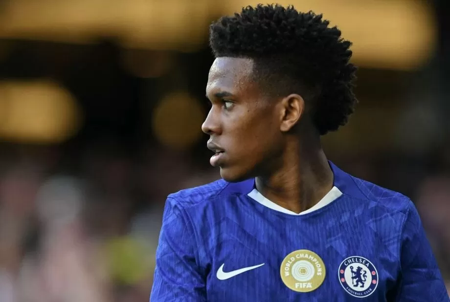 Estevão marca pela 1ª vez pelo Chelsea e dá a vitória sobre o Liverpool pela Premier League