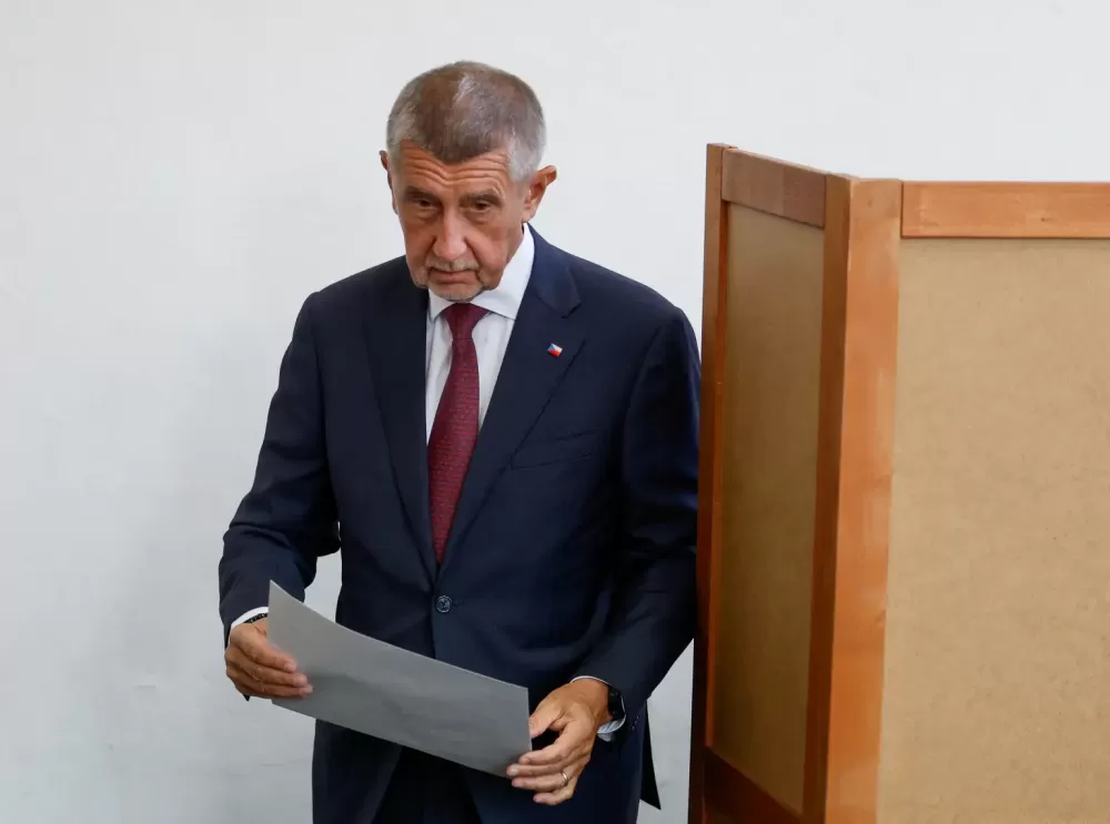 Populista Babis vence eleições tchecas e diz que vai buscar apoio da extrema direita