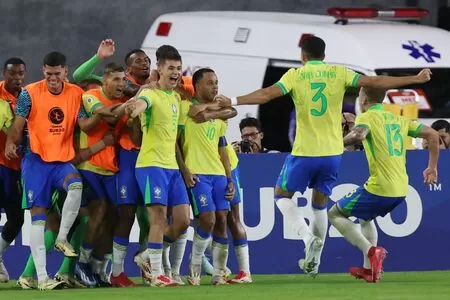 Brasil vence Uruguai na estreia da fase final do Sul-Americano Sub-20